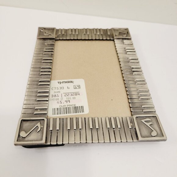 Vtg Silver Pewter Piano Keys Musical Notes Photo Picture Frame Free Standing - Picture 4 of 4